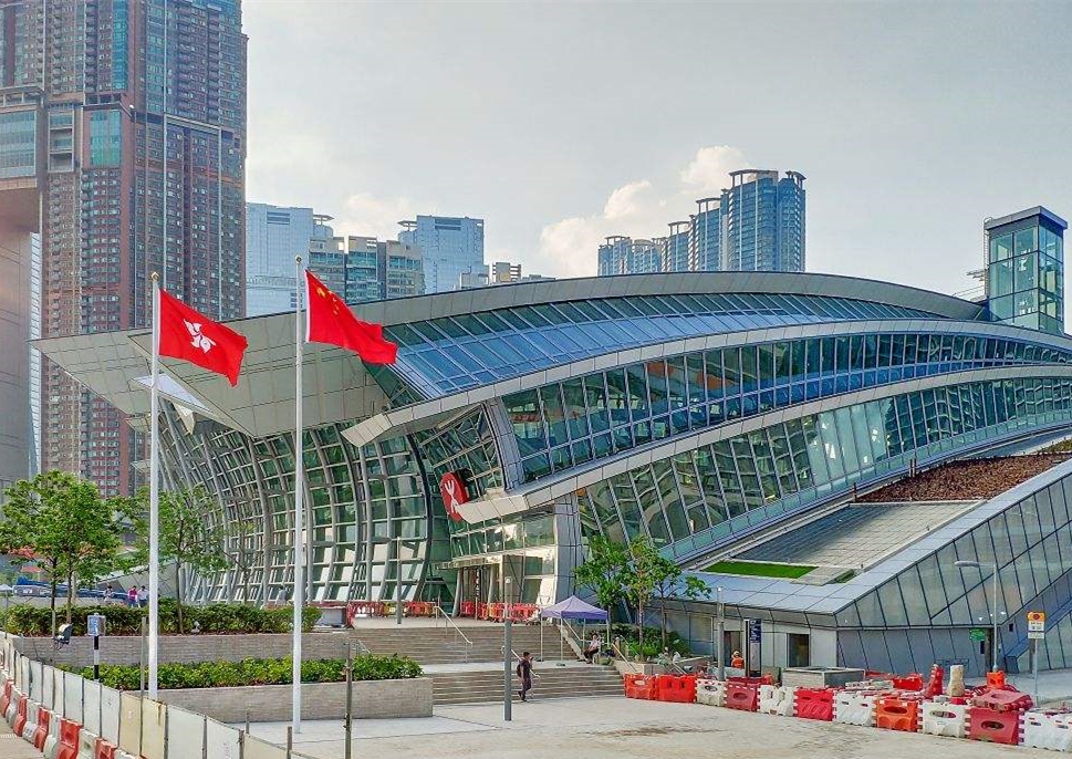 南宫NG娱乐光电倾心打造香港高铁第一道景物
