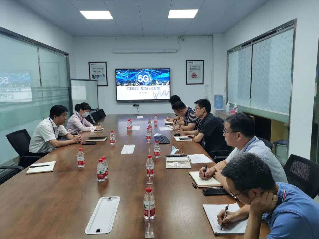 南宫NG娱乐光电党委副书记万山深入 CHIP党支部调研督导