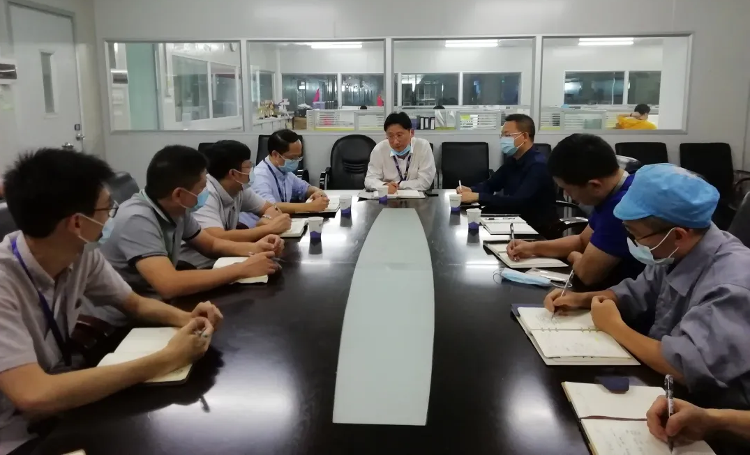 公司党委委员、副总裁王水师调研督导组件 研发部“百日攻坚”事情